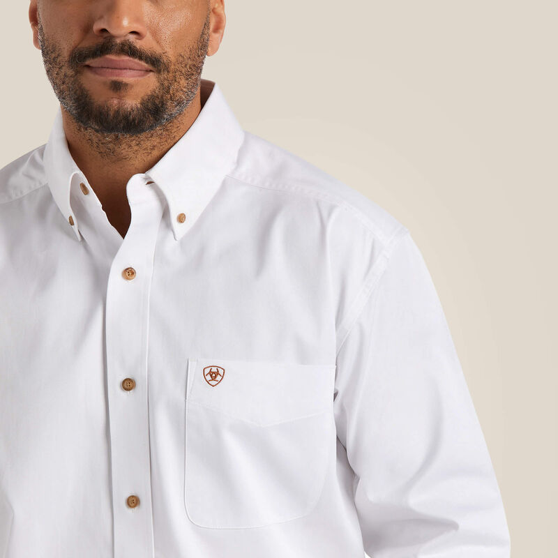 Camisa Classic Fit em Sarja Maciça