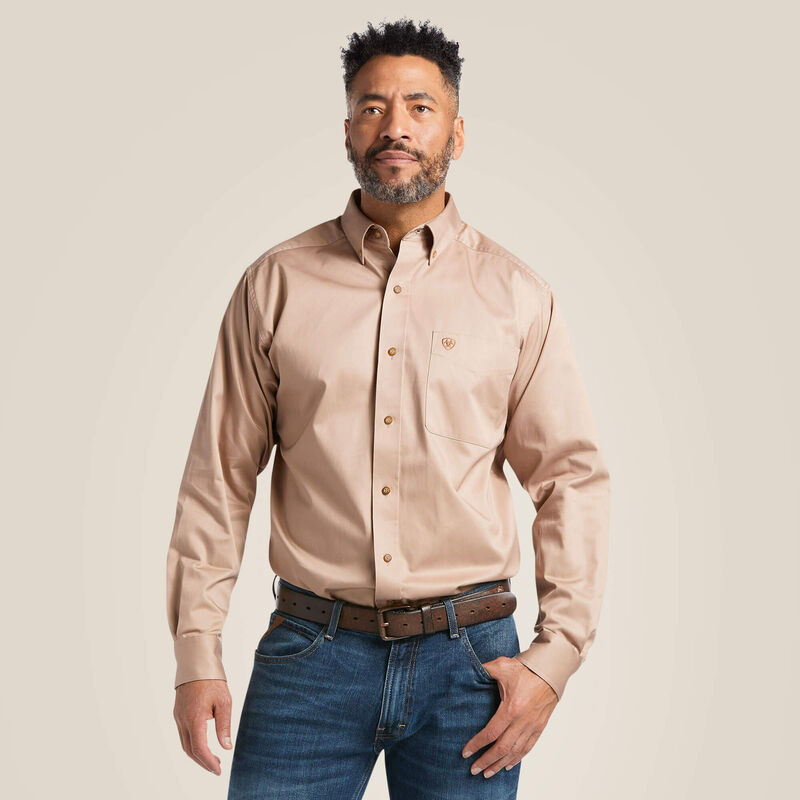 Camisa Classic Fit em Sarja Maciça