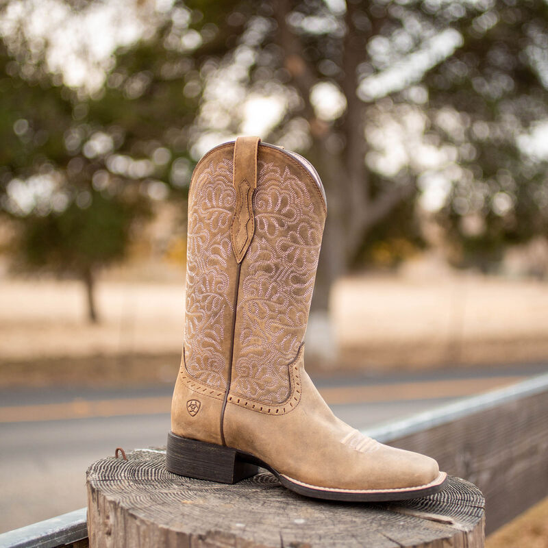 Round Up Remuda Western Boot